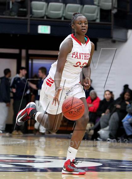 Thumbnail 1 in St. Mary's vs. Salesian photogallery.