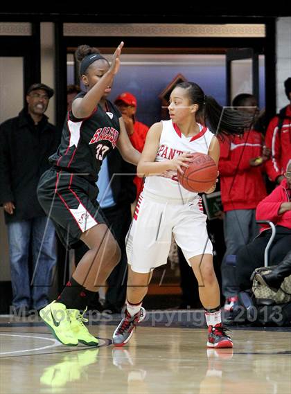 Thumbnail 2 in St. Mary's vs. Salesian photogallery.