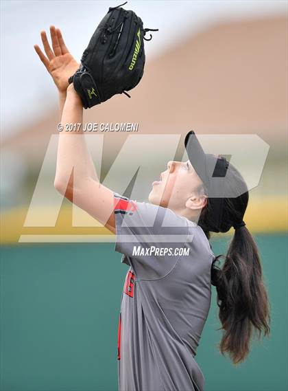 Thumbnail 1 in Reagan [Ronald] vs Lake Travis Game 2 (UIL 6A Bi-District Playoff) photogallery.