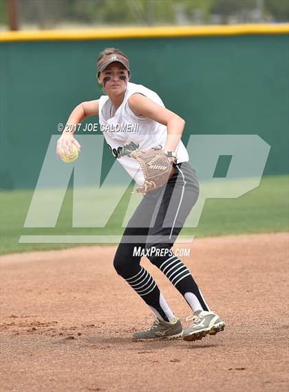 Thumbnail 2 in Reagan [Ronald] vs Lake Travis Game 2 (UIL 6A Bi-District Playoff) photogallery.