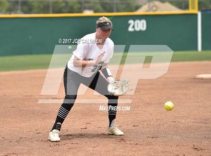 Thumbnail 3 in Reagan [Ronald] vs Lake Travis Game 2 (UIL 6A Bi-District Playoff) photogallery.