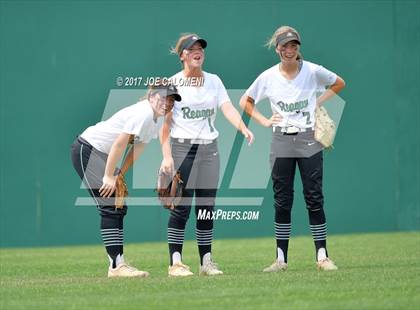 Thumbnail 2 in Reagan [Ronald] vs Lake Travis Game 2 (UIL 6A Bi-District Playoff) photogallery.