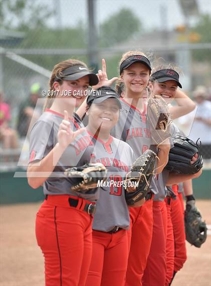 Thumbnail 2 in Reagan [Ronald] vs Lake Travis Game 2 (UIL 6A Bi-District Playoff) photogallery.