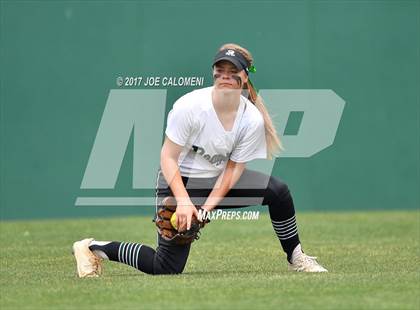 Thumbnail 1 in Reagan [Ronald] vs Lake Travis Game 2 (UIL 6A Bi-District Playoff) photogallery.