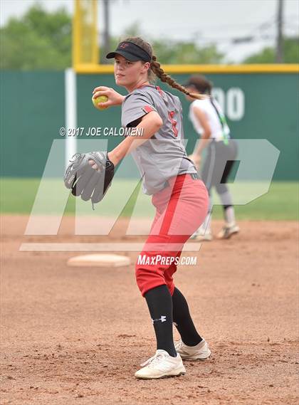 Thumbnail 3 in Reagan [Ronald] vs Lake Travis Game 2 (UIL 6A Bi-District Playoff) photogallery.