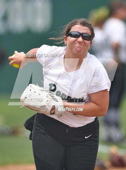 Thumbnail 2 in Reagan [Ronald] vs Lake Travis Game 2 (UIL 6A Bi-District Playoff) photogallery.
