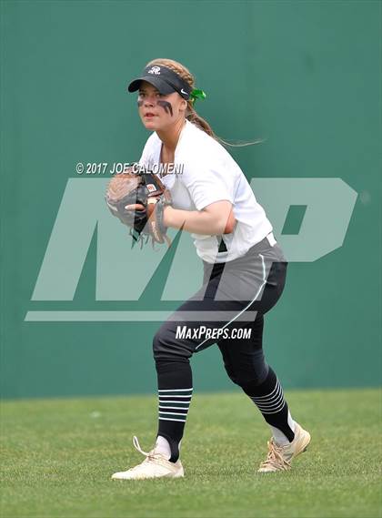 Thumbnail 2 in Reagan [Ronald] vs Lake Travis Game 2 (UIL 6A Bi-District Playoff) photogallery.