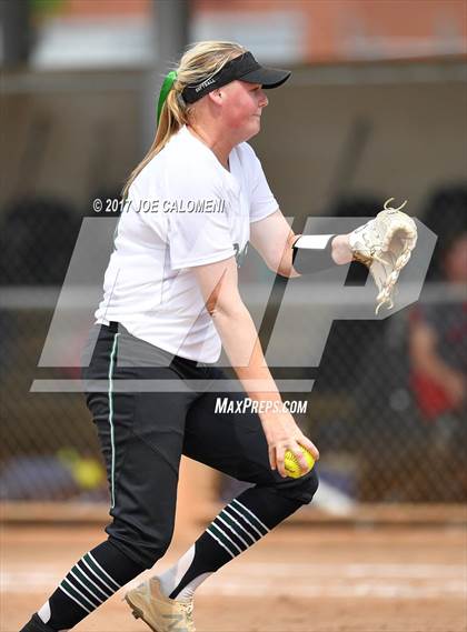 Thumbnail 3 in Reagan [Ronald] vs Lake Travis Game 2 (UIL 6A Bi-District Playoff) photogallery.