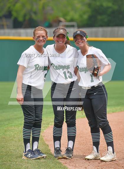 Thumbnail 3 in Reagan [Ronald] vs Lake Travis Game 2 (UIL 6A Bi-District Playoff) photogallery.