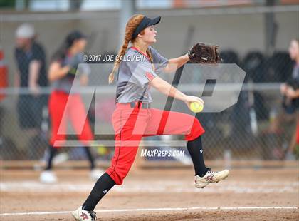 Thumbnail 2 in Reagan [Ronald] vs Lake Travis Game 2 (UIL 6A Bi-District Playoff) photogallery.