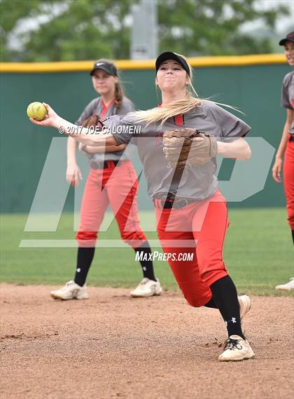 Thumbnail 1 in Reagan [Ronald] vs Lake Travis Game 2 (UIL 6A Bi-District Playoff) photogallery.