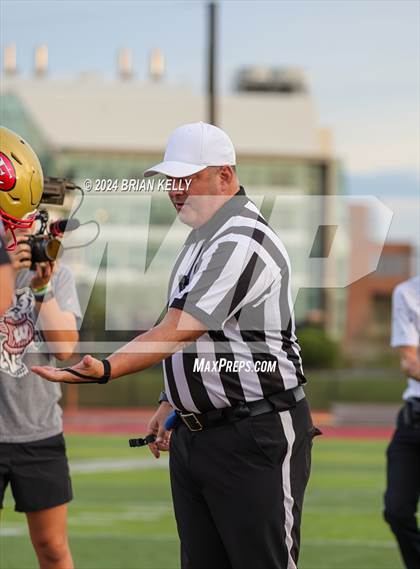 Thumbnail 1 in Everett @ Boston College High photogallery.