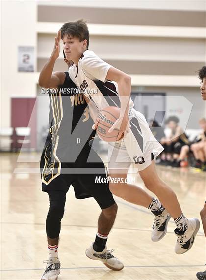 Thumbnail 1 in Yucca Valley vs. La Quinta (Rancho Mirage Holiday Invitational) photogallery.