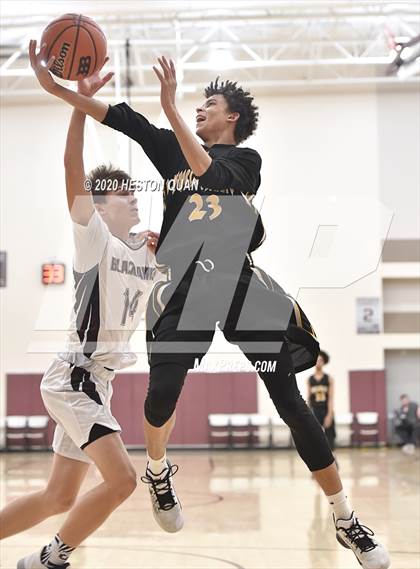 Thumbnail 2 in Yucca Valley vs. La Quinta (Rancho Mirage Holiday Invitational) photogallery.