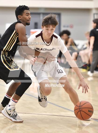 Thumbnail 3 in Yucca Valley vs. La Quinta (Rancho Mirage Holiday Invitational) photogallery.