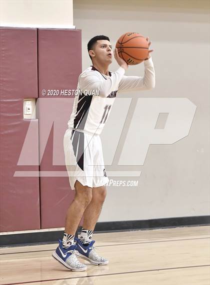 Thumbnail 1 in Yucca Valley vs. La Quinta (Rancho Mirage Holiday Invitational) photogallery.
