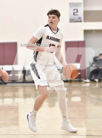 Thumbnail 3 in Yucca Valley vs. La Quinta (Rancho Mirage Holiday Invitational) photogallery.