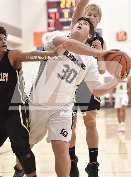 Thumbnail 1 in Yucca Valley vs. La Quinta (Rancho Mirage Holiday Invitational) photogallery.