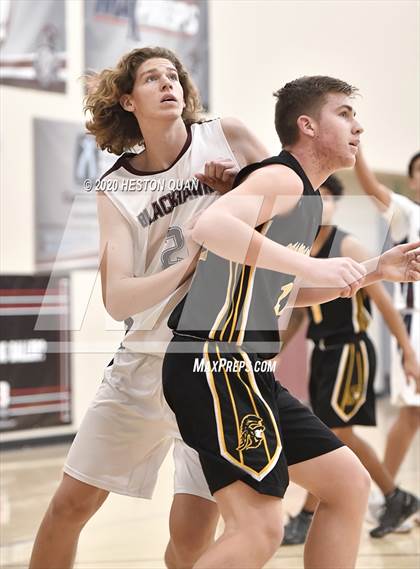 Thumbnail 1 in Yucca Valley vs. La Quinta (Rancho Mirage Holiday Invitational) photogallery.