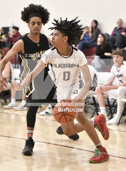 Thumbnail 1 in Yucca Valley vs. La Quinta (Rancho Mirage Holiday Invitational) photogallery.