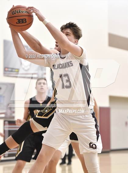 Thumbnail 2 in Yucca Valley vs. La Quinta (Rancho Mirage Holiday Invitational) photogallery.