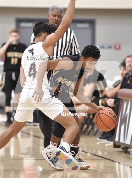Thumbnail 3 in Yucca Valley vs. La Quinta (Rancho Mirage Holiday Invitational) photogallery.