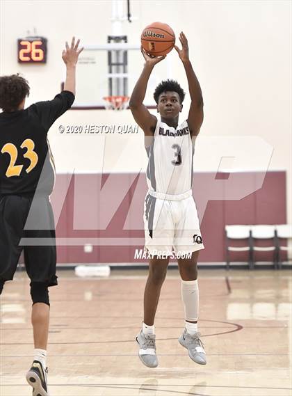 Thumbnail 2 in Yucca Valley vs. La Quinta (Rancho Mirage Holiday Invitational) photogallery.