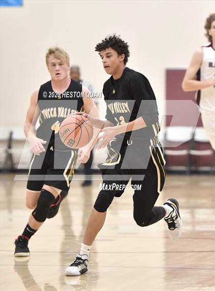 Thumbnail 3 in Yucca Valley vs. La Quinta (Rancho Mirage Holiday Invitational) photogallery.