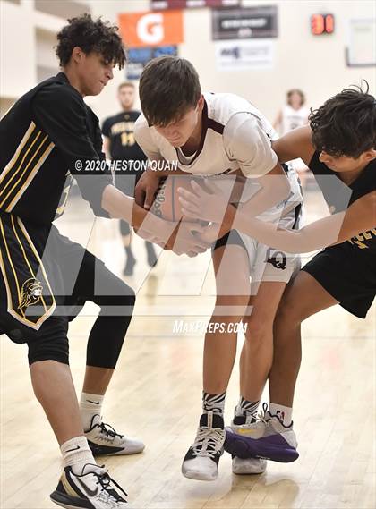Thumbnail 1 in Yucca Valley vs. La Quinta (Rancho Mirage Holiday Invitational) photogallery.