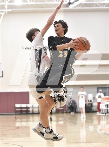 Thumbnail 3 in Yucca Valley vs. La Quinta (Rancho Mirage Holiday Invitational) photogallery.