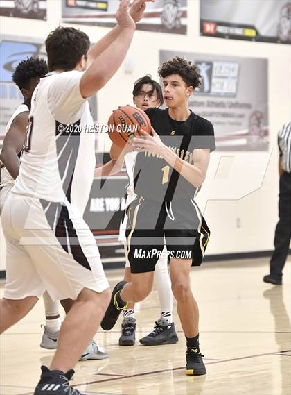 Thumbnail 3 in Yucca Valley vs. La Quinta (Rancho Mirage Holiday Invitational) photogallery.
