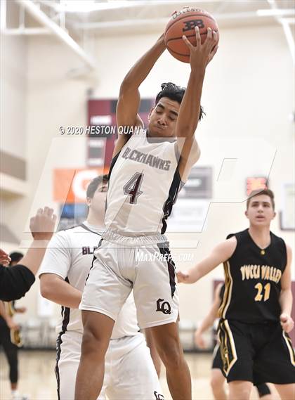 Thumbnail 3 in Yucca Valley vs. La Quinta (Rancho Mirage Holiday Invitational) photogallery.