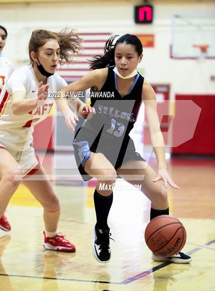 Thumbnail 2 in Taft vs Crescenta Valley (The Covid Showcase) photogallery.