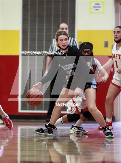Thumbnail 3 in Taft vs Crescenta Valley (The Covid Showcase) photogallery.