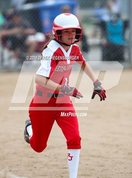 Thumbnail 2 in Rocky Mountain vs Regis Jesuit (Loveland Softball Showcase) photogallery.