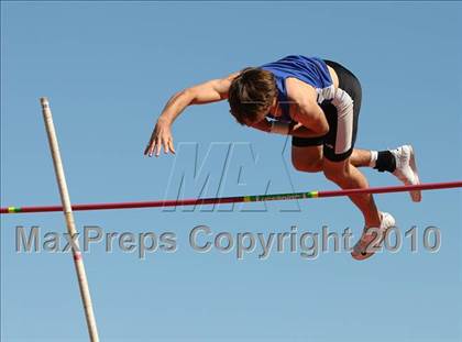 Thumbnail 2 in CIF SJS Masters Championships (Boys Pole Vault - Final) photogallery.