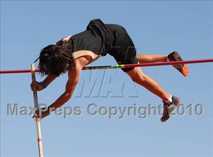 Thumbnail 2 in CIF SJS Masters Championships (Boys Pole Vault - Final) photogallery.