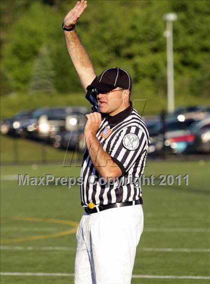 Thumbnail 2 in Dover vs. Bow (NHIAA Division II Semifinal) photogallery.