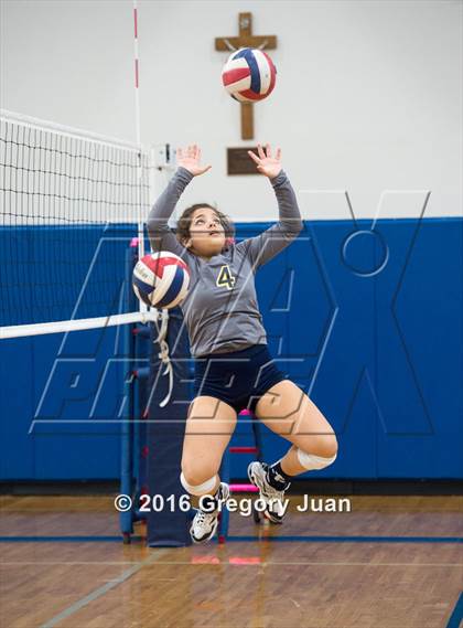 Thumbnail 1 in Ascension Catholic vs Pope John Paul II (Catholic League Tournament) photogallery.