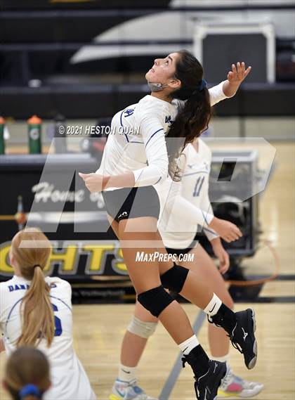Thumbnail 3 in Dana Hills @ Foothill photogallery.