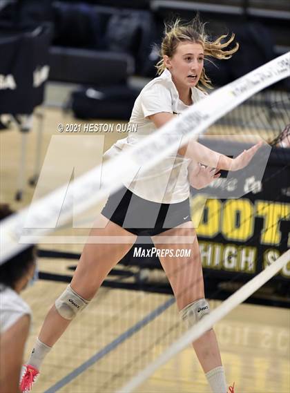 Thumbnail 1 in Dana Hills @ Foothill photogallery.