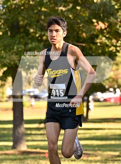 Thumbnail 3 in CFISD District Cross Country Meet photogallery.