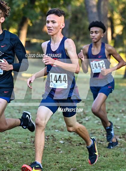 Thumbnail 1 in CFISD District Cross Country Meet photogallery.