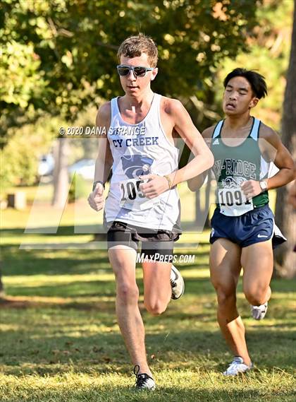 Thumbnail 1 in CFISD District Cross Country Meet photogallery.