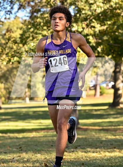 Thumbnail 1 in CFISD District Cross Country Meet photogallery.