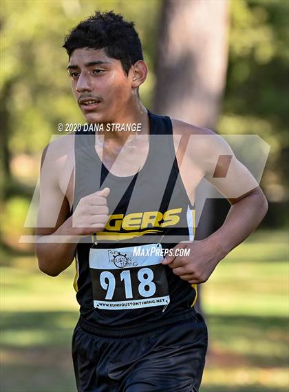 Thumbnail 2 in CFISD District Cross Country Meet photogallery.