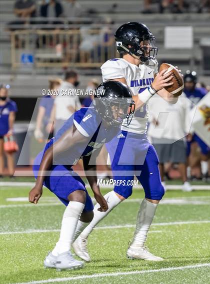 Thumbnail 2 in Cypress Woods vs Willis photogallery.