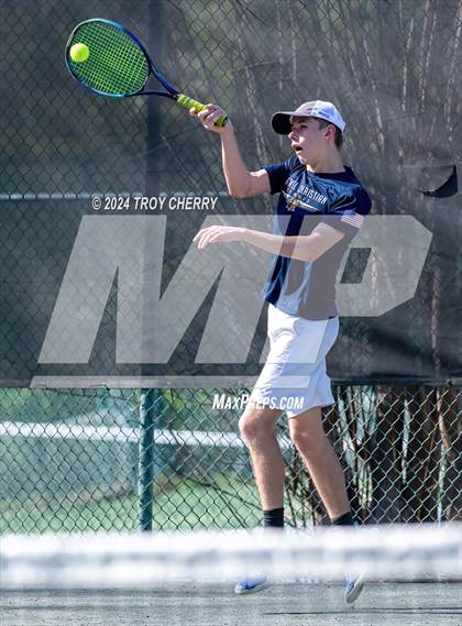 Thumbnail 2 in Carmel Christian vs Greensboro Day photogallery.