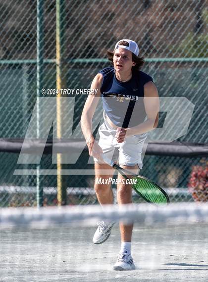 Thumbnail 3 in Carmel Christian vs Greensboro Day photogallery.