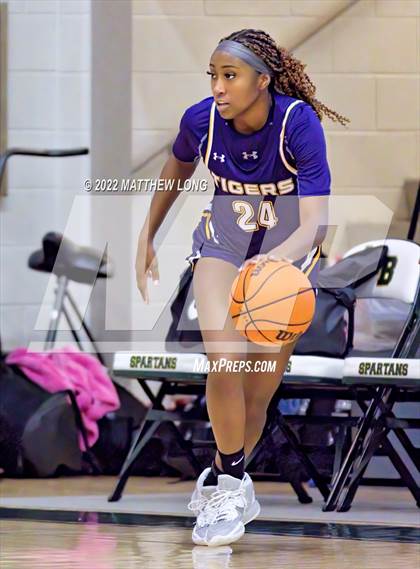 Thumbnail 3 in Guntersville vs Springville (Spartan Turkey Jam) photogallery.